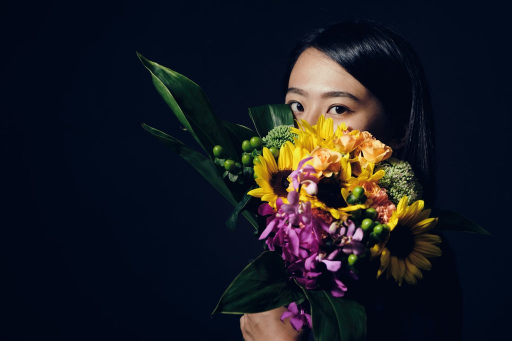 人とすれ違う時に緊張するあなたへ（少し気持ちが楽になる3つの対策） メンタル安定の方法を考えるブログ